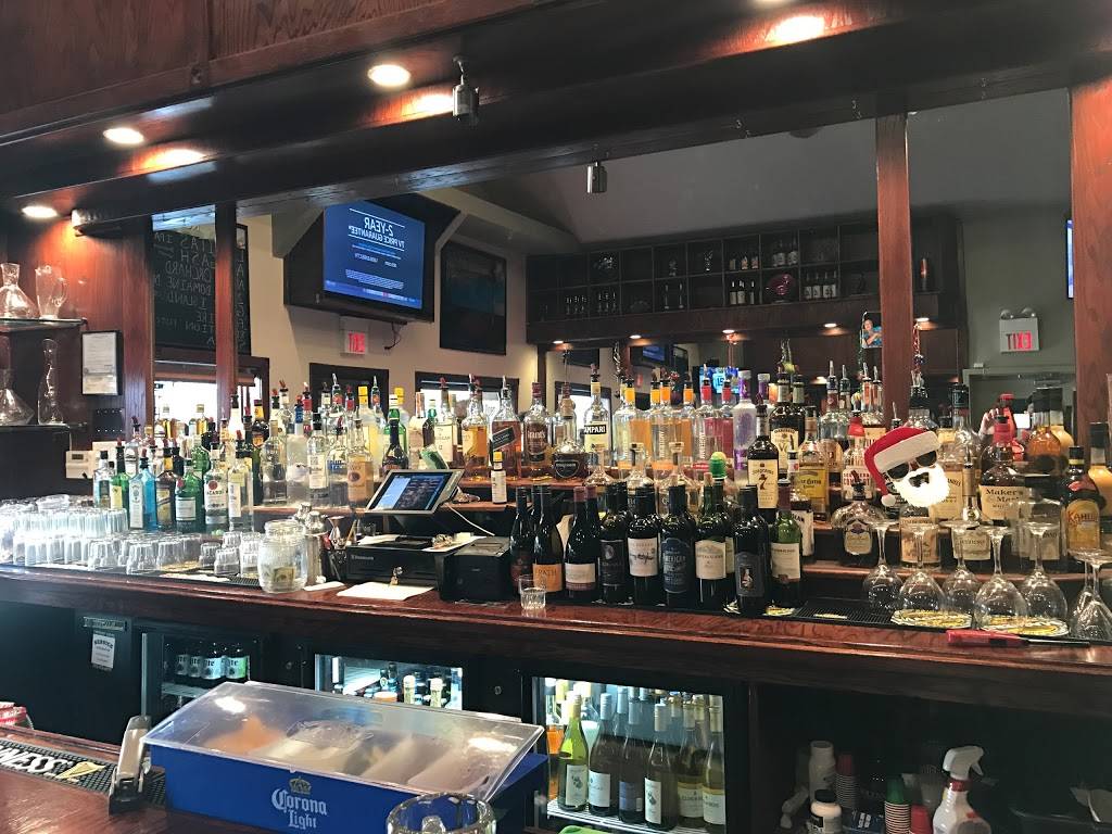 Highway House | restaurant | 5653 N Northwest Hwy, Chicago, IL 60646, USA | 7736573534 OR +1 773-657-3534