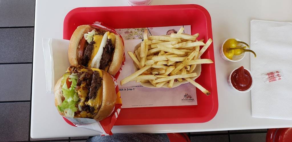 In-N-Out Burger | restaurant | 12413 N Tatum Blvd, Phoenix, AZ 85032, USA | 8007861000 OR +1 800-786-1000