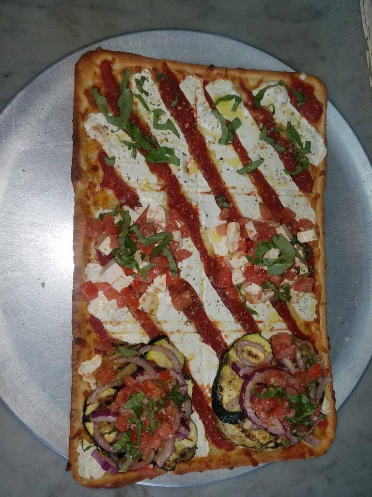 Vidalis Pizza | restaurant | 31-6 21st St, Astoria, NY 11106, USA | 7186062068 OR +1 718-606-2068