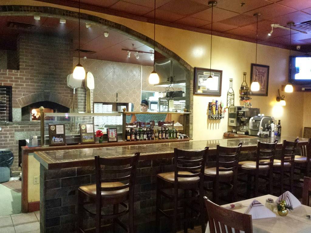 Darios Brick Oven Restaurante | restaurant | 310 Massachusetts Ave, Lunenburg, MA 01462, USA | 9785824300 OR +1 978-582-4300