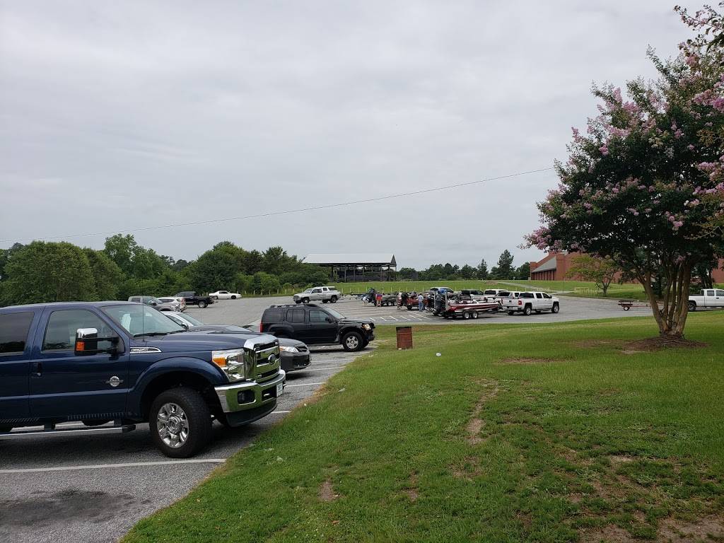 Bulldog Bait and Tackle | meal takeaway | 1300 Victory Dr, Columbus, GA 31901, USA | 7062570061 OR +1 706-257-0061