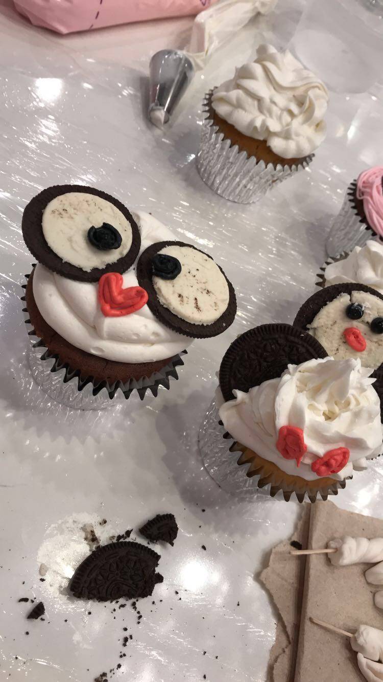 Cupcakes & Bubbles | restaurant | 26400 Kuykendahl Rd Ste C160, Tomball, TX 77375, USA | 8325597511 OR +1 832-559-7511