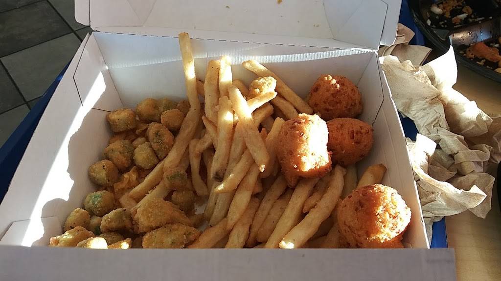 Long John Silvers | restaurant | 1901 S Loop 288, Denton, TX 76208, USA | 9402302922 OR +1 940-230-2922