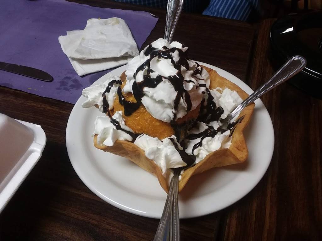 Restaurante Casa Noble | restaurant | 421 S Grand Ave, Waukesha, WI 53186, USA | 2623499250 OR +1 262-349-9250