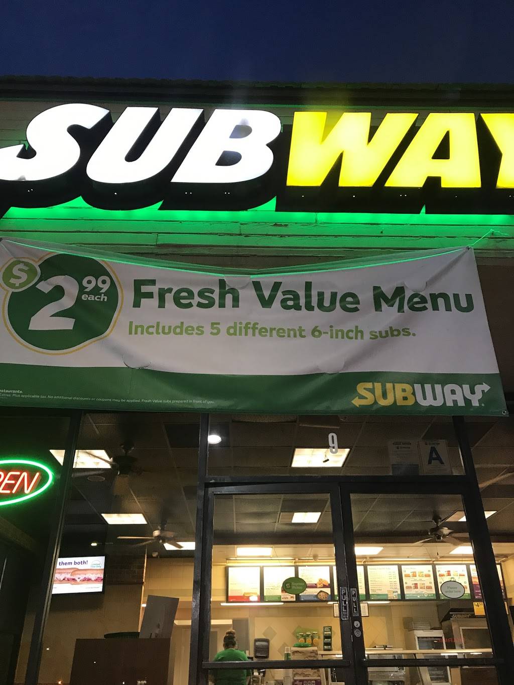 Subway Restaurants | restaurant | 6775 Santa Monica Blvd #9, Los Angeles, CA 90038, USA | 3239579553 OR +1 323-957-9553