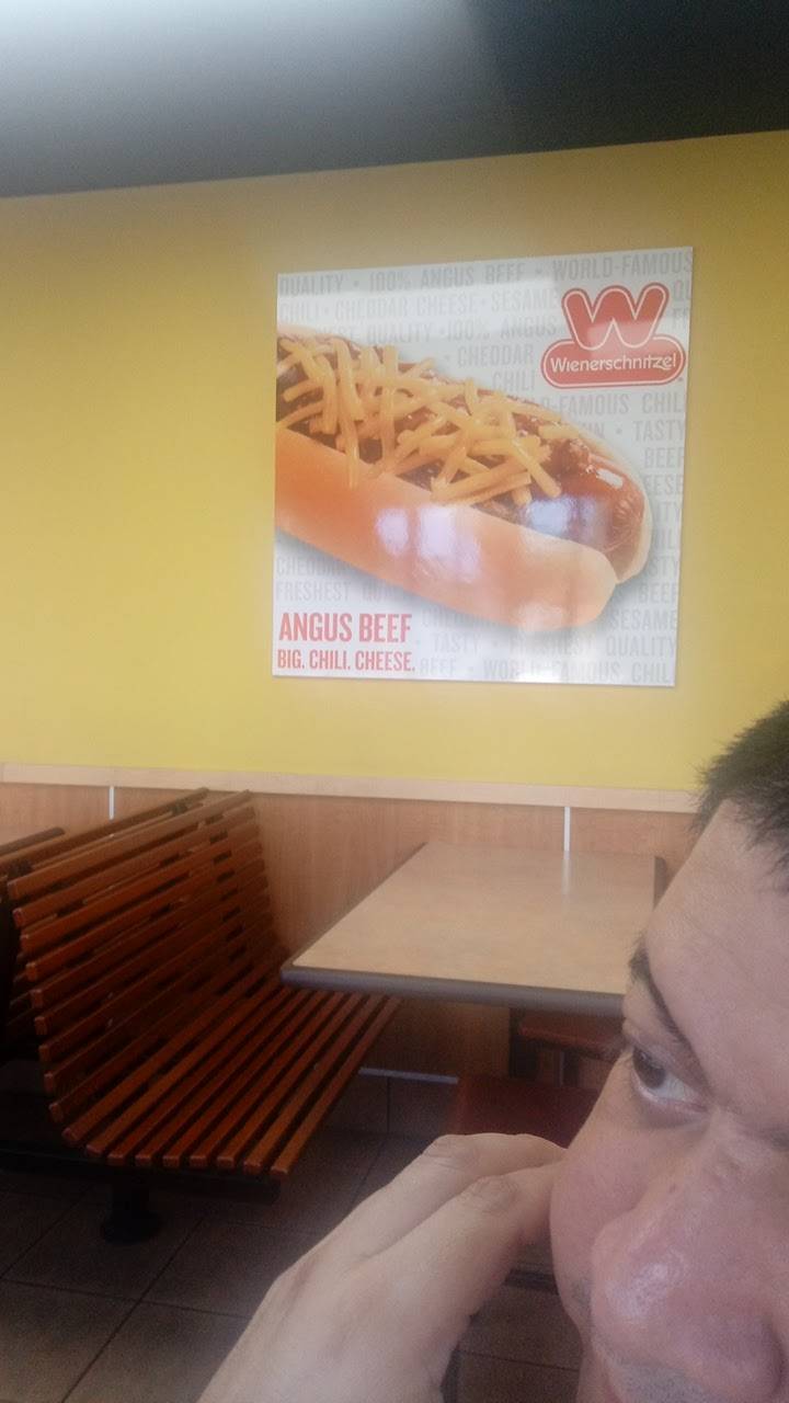 Wienerschnitzel | restaurant | 509 W Rte 66, Glendora, CA 91740, USA | 6263359124 OR +1 626-335-9124