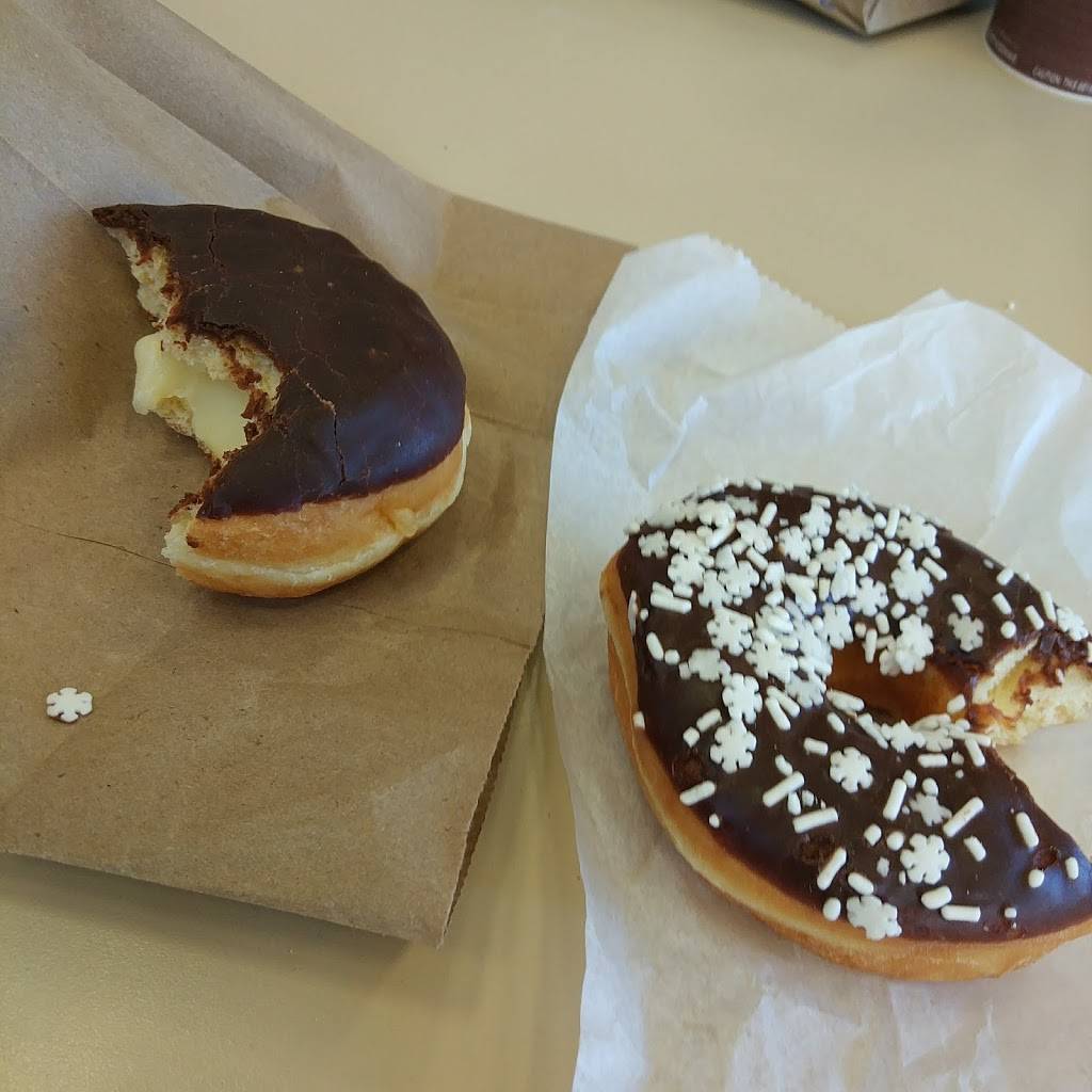 Dunkin Donuts | cafe | 350 E 103rd St, Chicago, IL 60628, USA | 7734681407 OR +1 773-468-1407