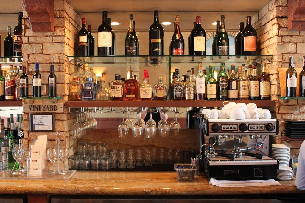 Spasso | restaurant | 769 Laurel St, San Carlos, CA 94070, USA | 6505925886 OR +1 650-592-5886