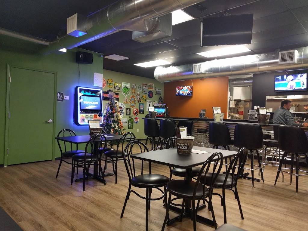 Brewburgers Taphouse | restaurant | 5861 54th Ave N, Kenneth City, FL 33709, USA | 7275922901 OR +1 727-592-2901