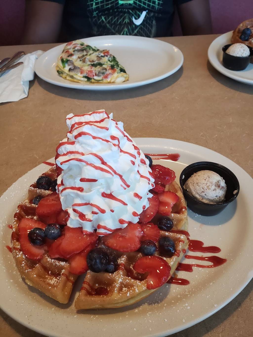 Kristofs Kafe | cafe | 8912 W State Rd 84, Davie, FL 33324, USA | 9544758977 OR +1 954-475-8977