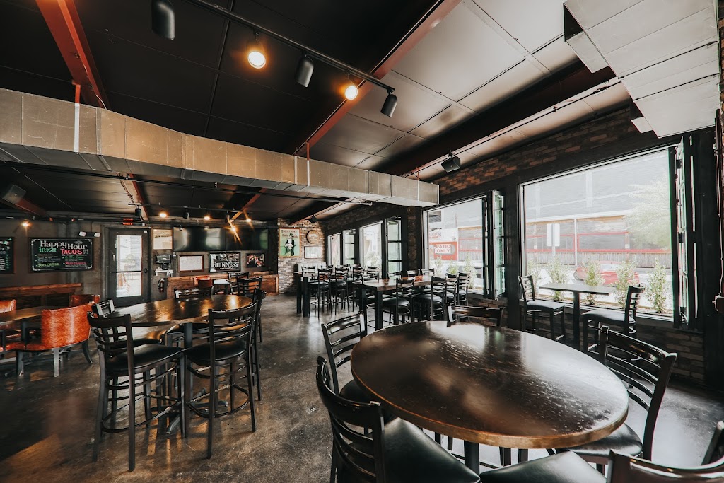 Trinity College Irish Pub | restaurant | 910 Currie St, Fort Worth, TX 76107, USA | 6822243525 OR +1 682-224-3525