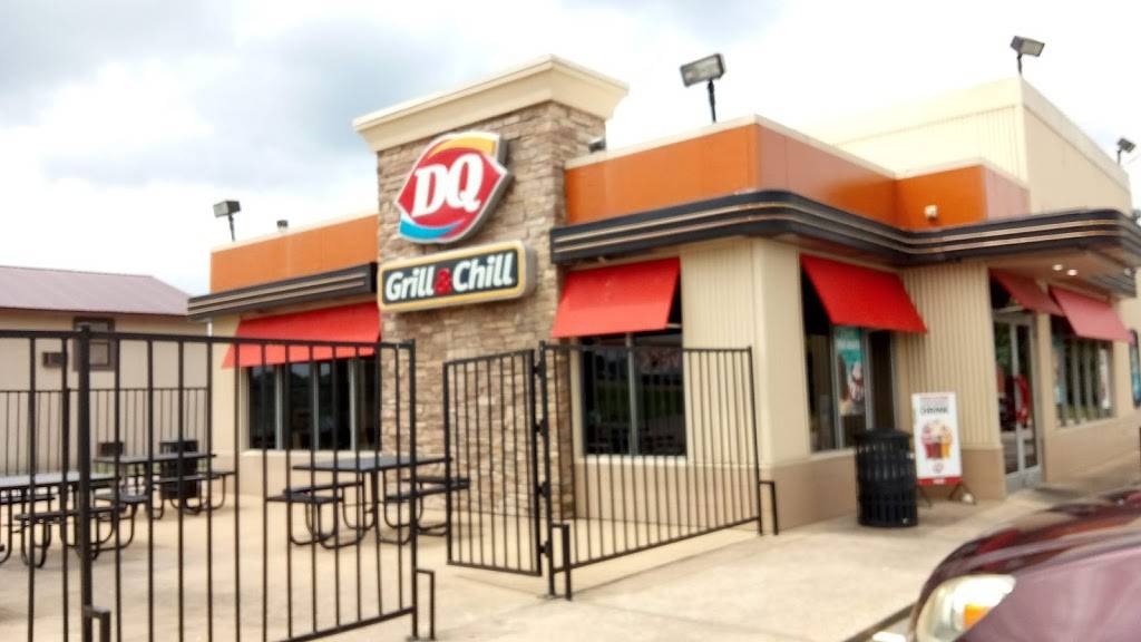 Dairy Queen Grill & Chill | restaurant | 21335 TN-22, Wildersville, TN 38388, USA | 7319671006 OR +1 731-967-1006