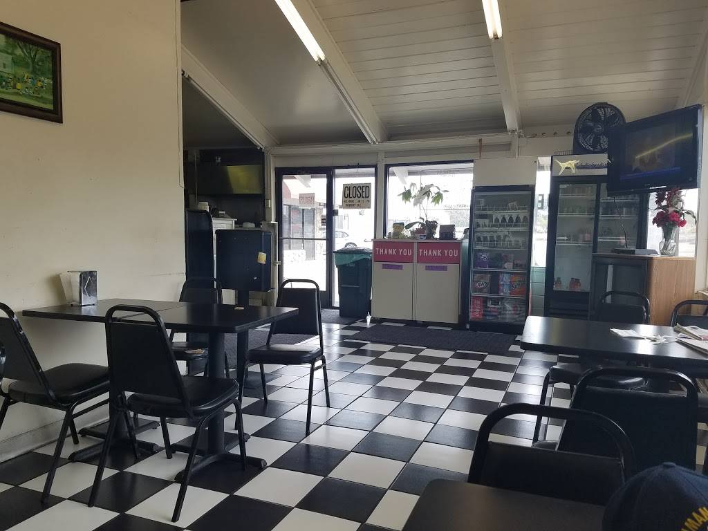 C Js BBQ & Fish | restaurant | 520 Parker Rd, Fairfield, CA 94533, USA | 7074372260 OR +1 707-437-2260