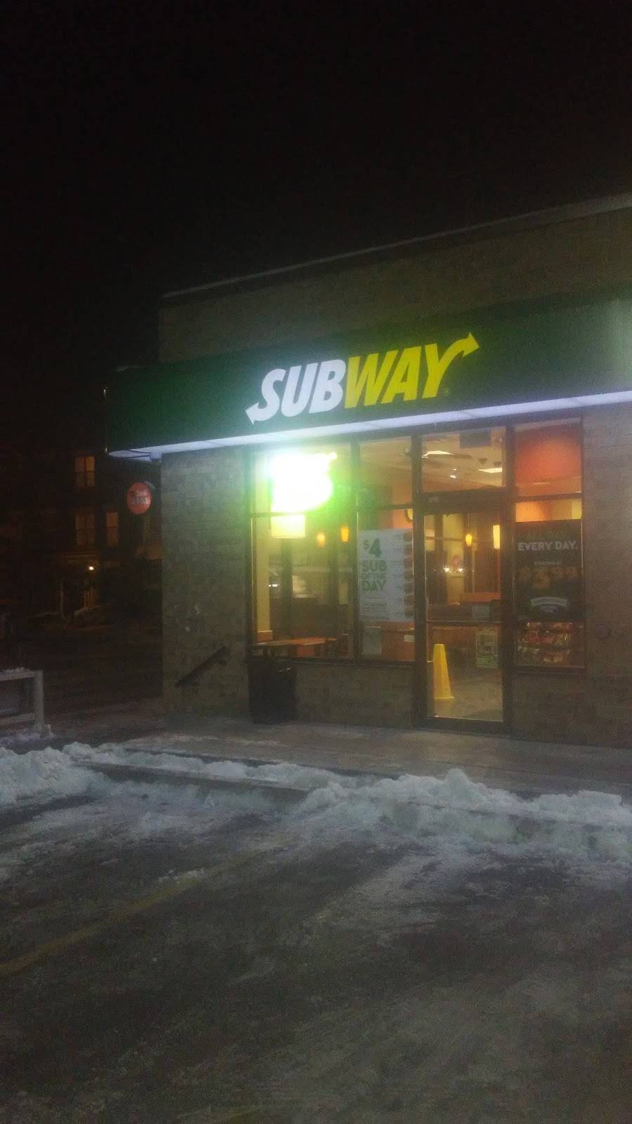Subway | restaurant | 810 Main St E, Hamilton, ON L8M 1L6, Canada | 9055438800 OR +1 905-543-8800