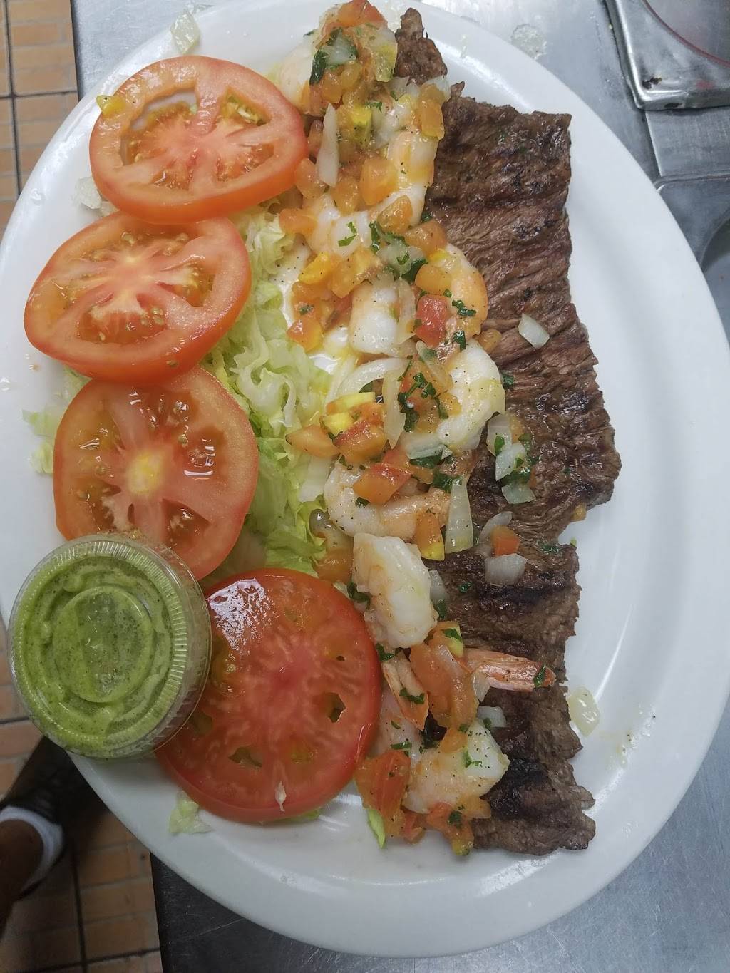 Nuevo Amanecer Cafe | restaurant | 3553 W 76th St, Hialeah, FL 33018, USA | 3053626454 OR +1 305-362-6454