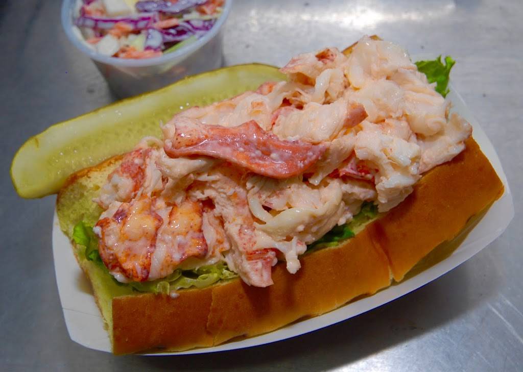 Charlottes Legendary Lobster Pound | meal takeaway | 465 Seawall Rd, Southwest Harbor, ME 04679, USA | 2072448021 OR +1 207-244-8021