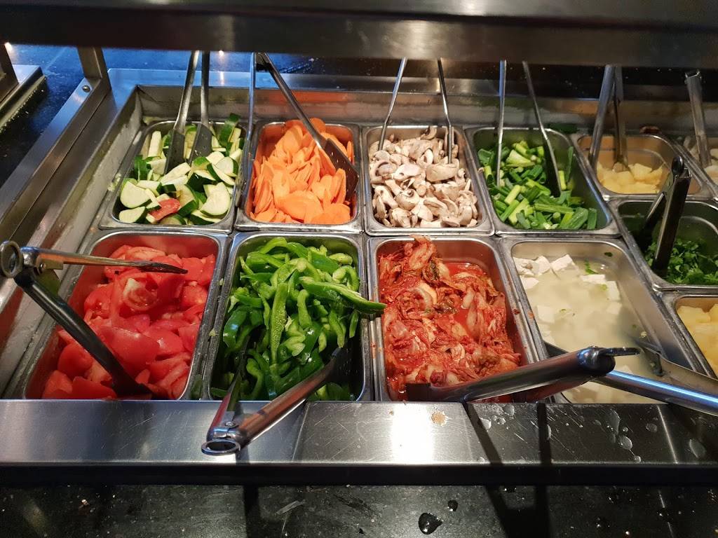 Hot Iron Mongolian Grill | restaurant | 15418 Main St, Mill Creek, WA 98012, USA | 4253579837 OR +1 425-357-9837