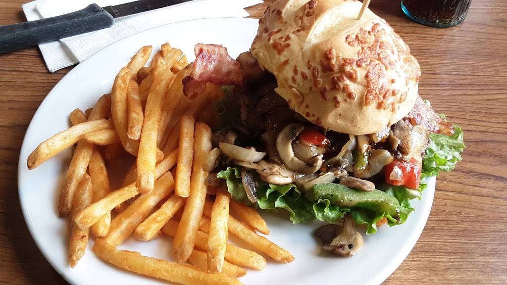 Dennys | restaurant | 2490 N Post Rd, Indianapolis, IN 46219, USA | 3178995198 OR +1 317-899-5198