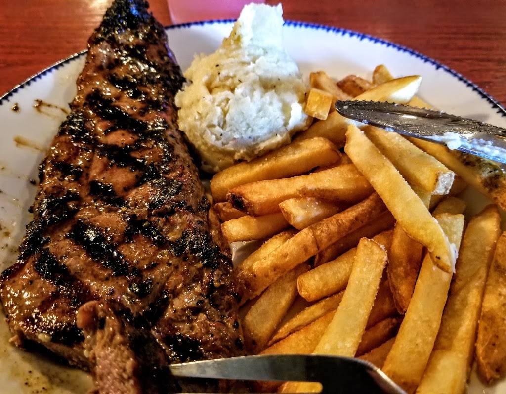 Red Lobster | restaurant | 6575 Tecumseh Rd E, Windsor, ON N8T 1E7, Canada | 5199487677 OR +1 519-948-7677