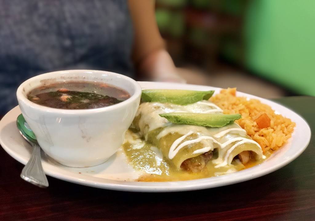 Julias Mexican Restaurant | restaurant | 6126 Hwy 6 N, Houston, TX 77084, USA | 8326748340 OR +1 832-674-8340