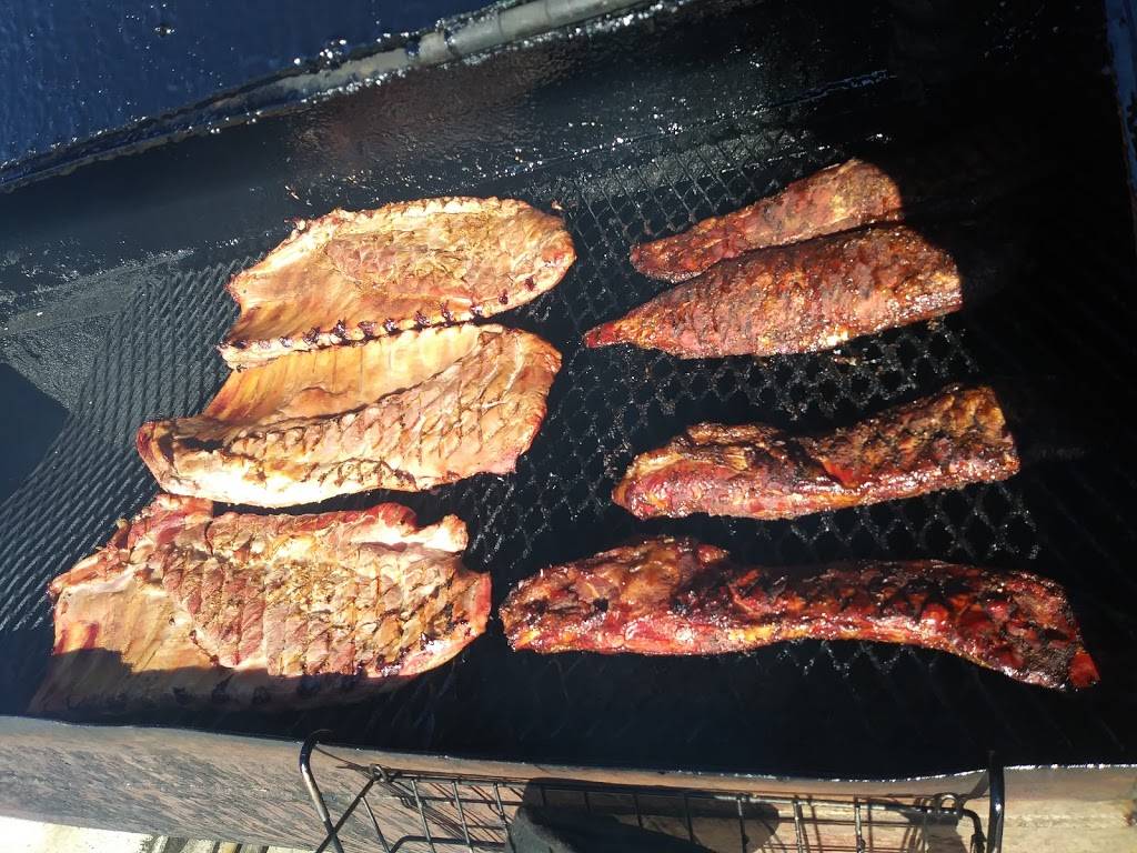 Andys Smoke House | restaurant | 2621 W White Oaks Dr, Springfield, IL 62704, USA | 2176795692 OR +1 217-679-5692