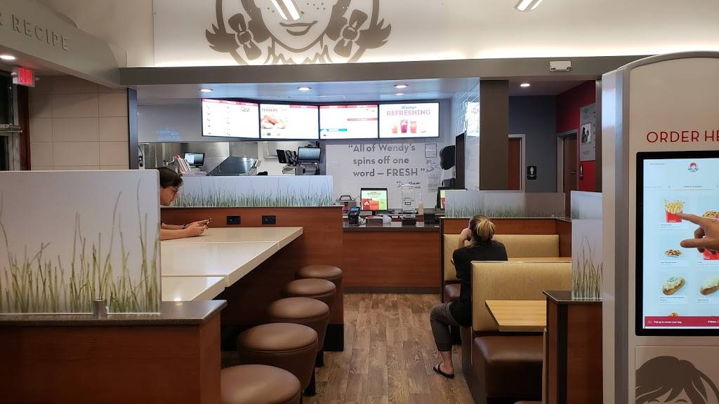 Wendys | restaurant | 1702 Nasa Rd #1, Houston, TX 77058, USA | 3462514058 OR +1 346-251-4058