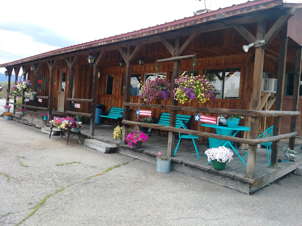 Hitchin Post Drive In Cafe | restaurant | 274 Front St, Prairie City, OR 97869, USA | 5418203761 OR +1 541-820-3761