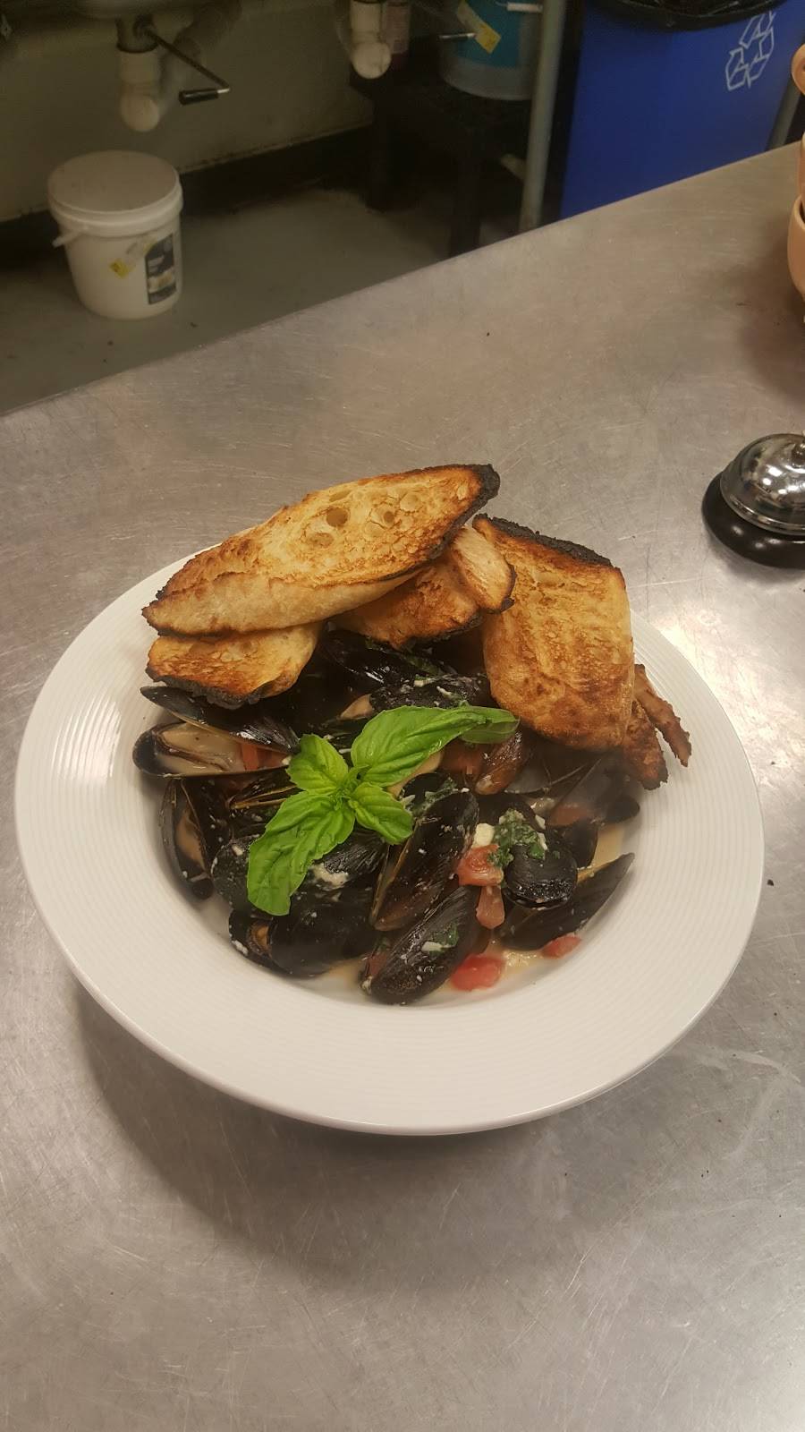 The Light Well | restaurant | 110 E Main St, Orange, VA 22960, USA | 5406610004 OR +1 540-661-0004