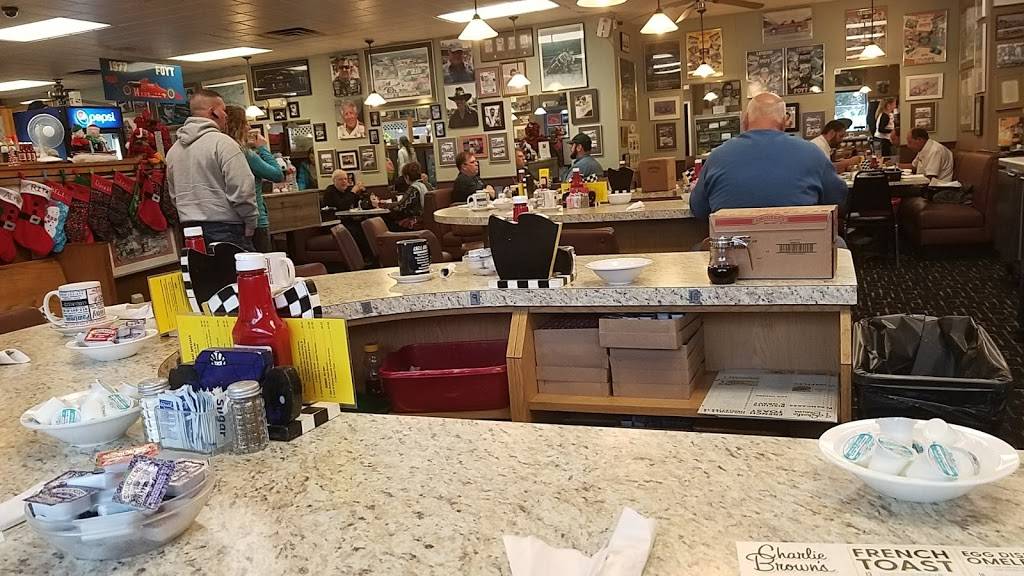 Charlie Browns Pancake & Steak House | bakery | 1038 N Main St, Indianapolis, IN 46224, USA | 3172432502 OR +1 317-243-2502