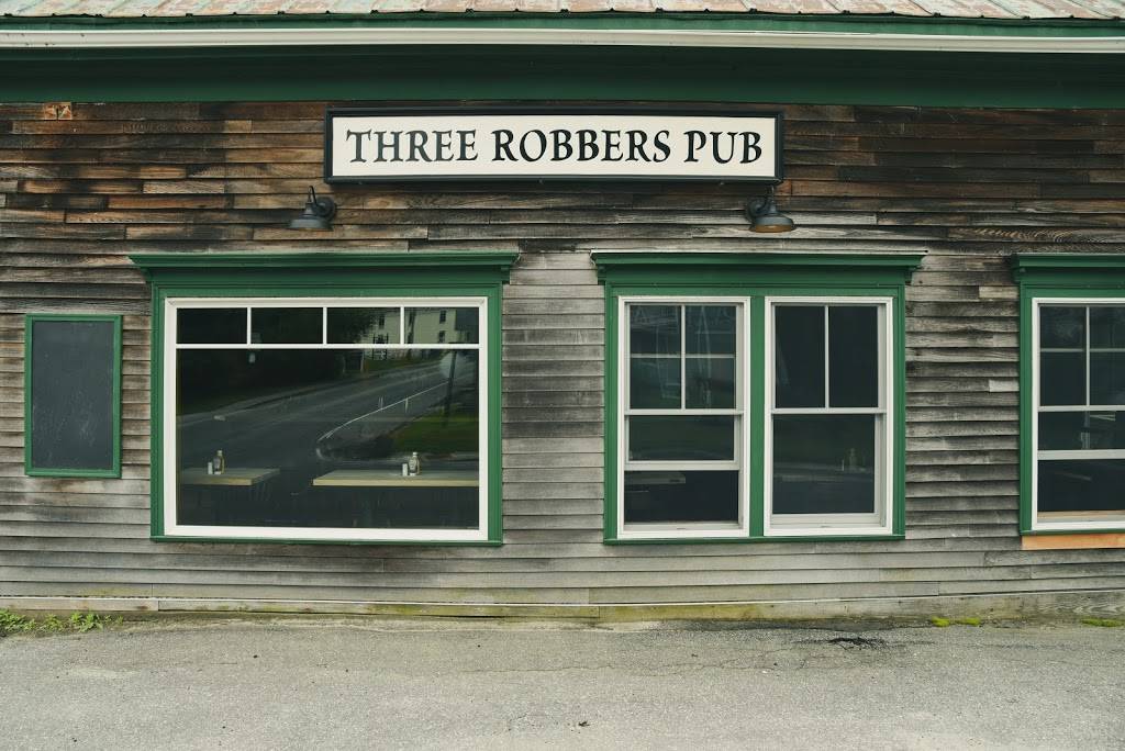 Three Robbers Pub | restaurant | 12 Main St, Bowdoinham, ME 04008, USA | 2076661197 OR +1 207-666-1197