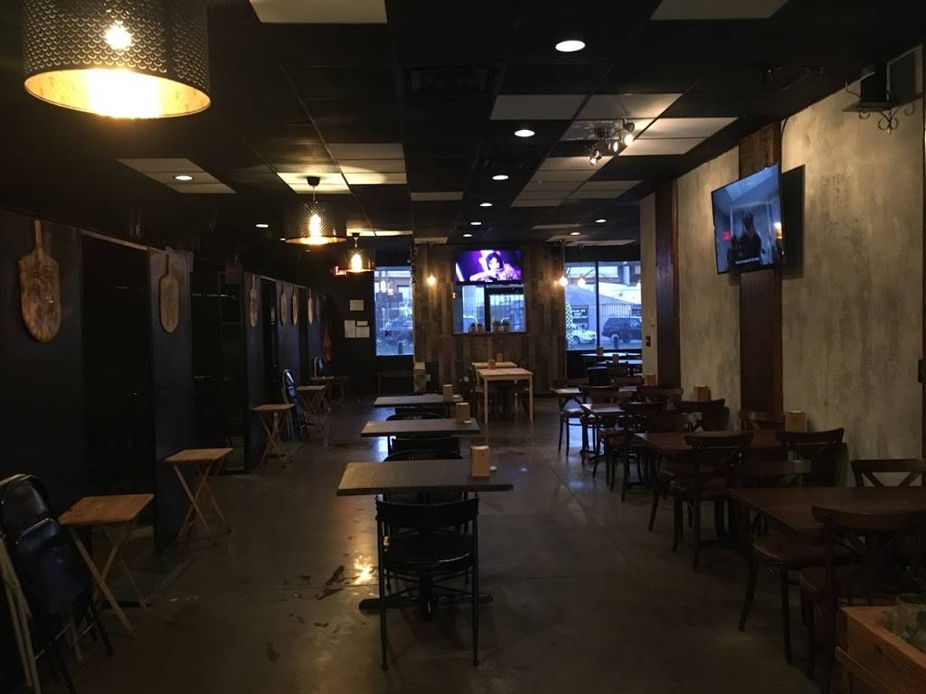 Burnin92 | restaurant | 11445 Emerald St #120, Dallas, TX 75229, USA | 9726299507 OR +1 972-629-9507