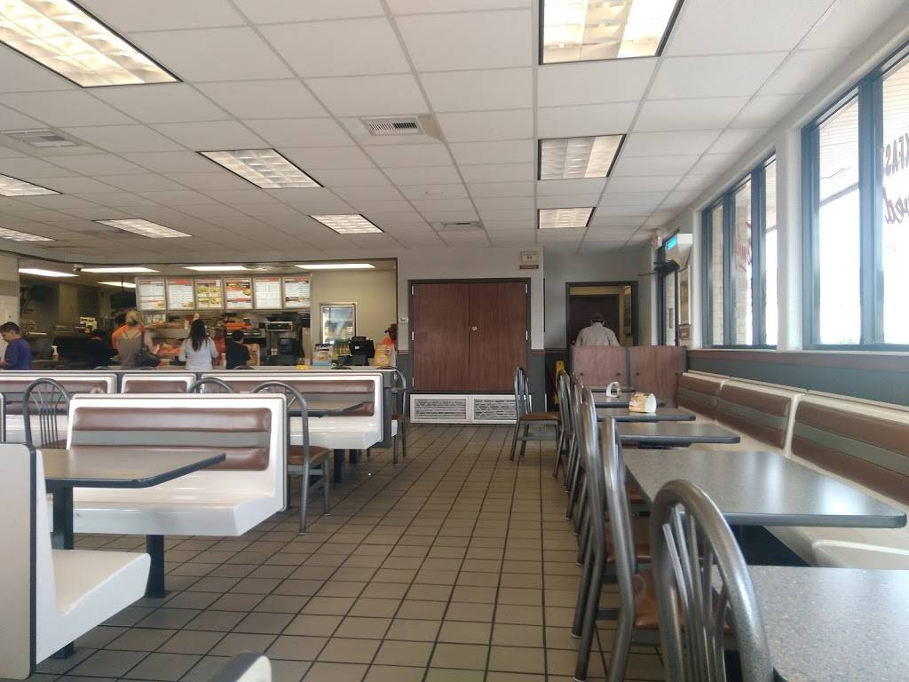Whataburger | restaurant | 7001 N Loop E Fwy, Houston, TX 77028, USA | 7136710395 OR +1 713-671-0395