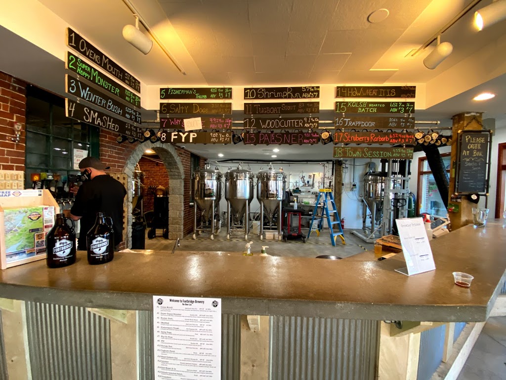Footbridge Brewery | restaurant | 25 Granary Way, Boothbay Harbor, ME 04538, USA | 2073523007 OR +1 207-352-3007