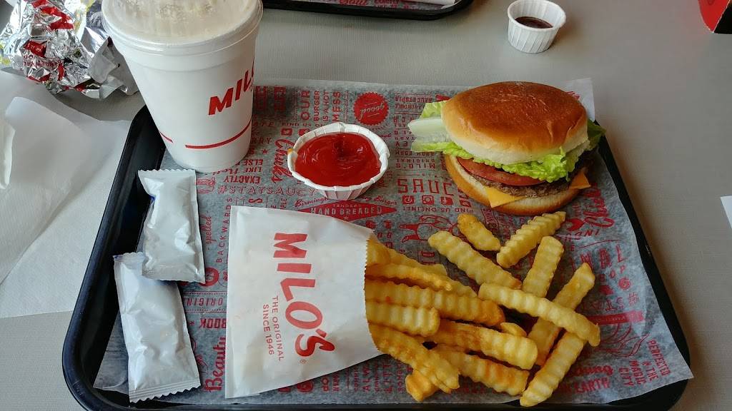 Milos Hamburgers | restaurant | 2305 Cobbs Ford Rd, Millbrook, AL 36054, USA | 3342850005 OR +1 334-285-0005