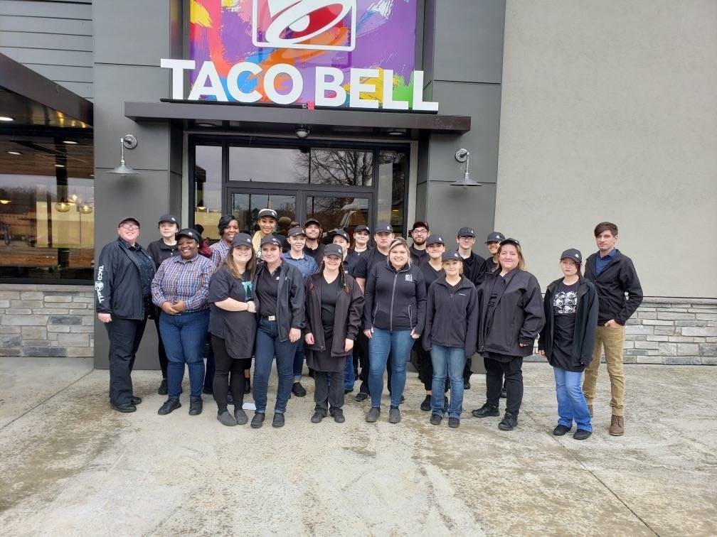 Taco Bell | restaurant | 218 W College St, Columbiana, AL 35051, United States | 2056691606 OR +1 205-669-1606