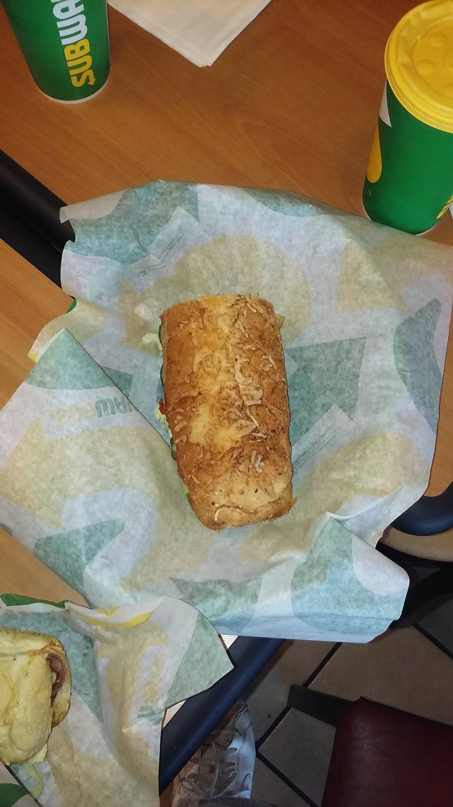 Subway Restaurants | restaurant | Twin Peaks Village Center, 14149 Twin Peaks Rd #5, Poway, CA 92064, USA | 8588424334 OR +1 858-842-4334