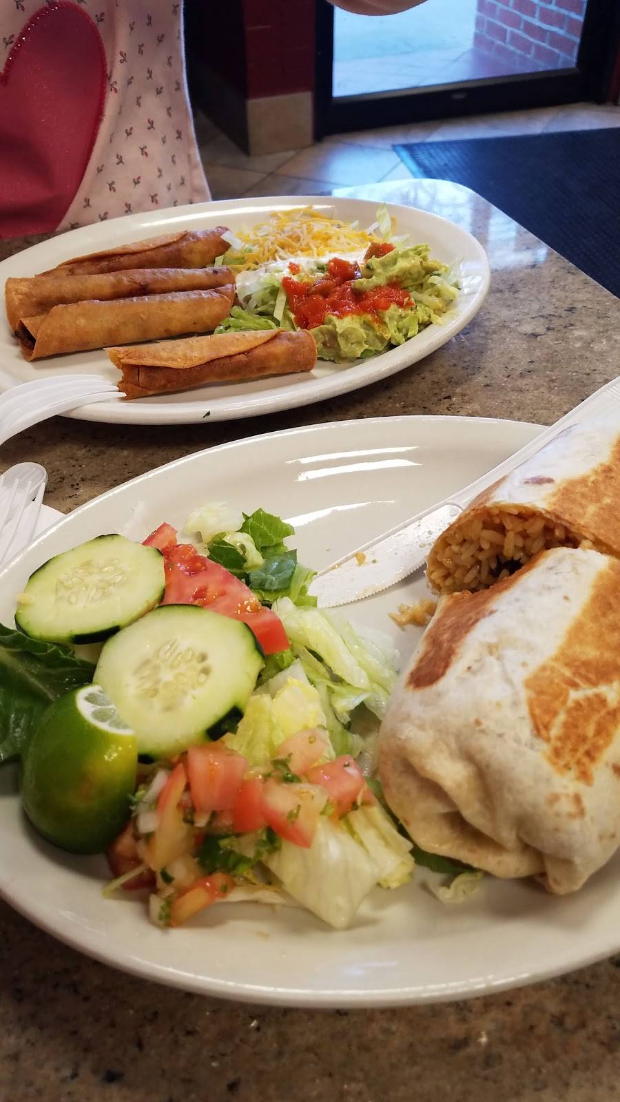 Taqueria El Charrito | restaurant | 128 Pearl St, Chelsea, MA 02150, USA | 6178898014 OR +1 617-889-8014