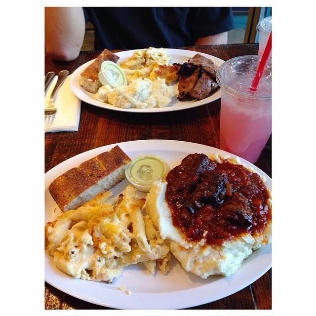 Bushfire Kitchen - Temecula | restaurant | 40665 Winchester Road, Suite #B1 Winchester, Marketplace, Temecula, CA 92591, USA | 9512960190 OR +1 951-296-0190