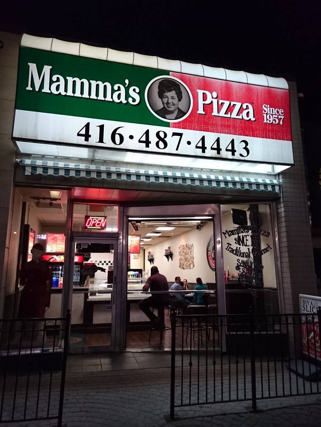 Mammas Pizza | restaurant | 1627 Bayview Ave, East York, ON M4G 3B5, Canada | 4164874443 OR +1 416-487-4443