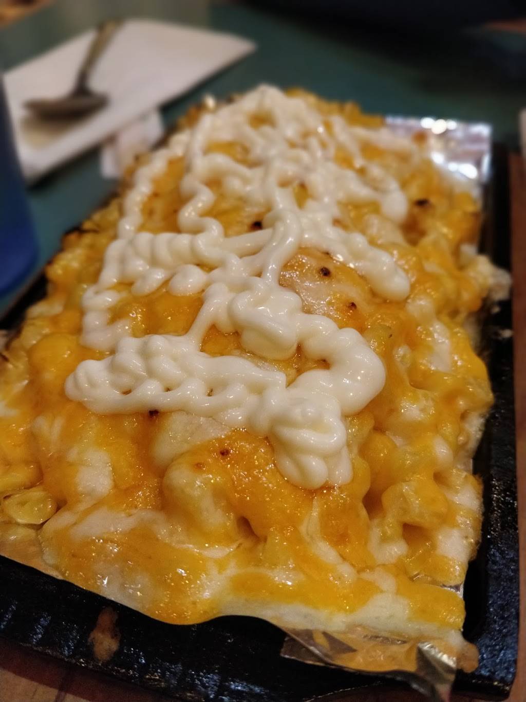 Ku Sushi and Izakaya | restaurant | 5210 The Ave, Seattle, WA 98105, USA | 2065246101 OR +1 206-524-6101