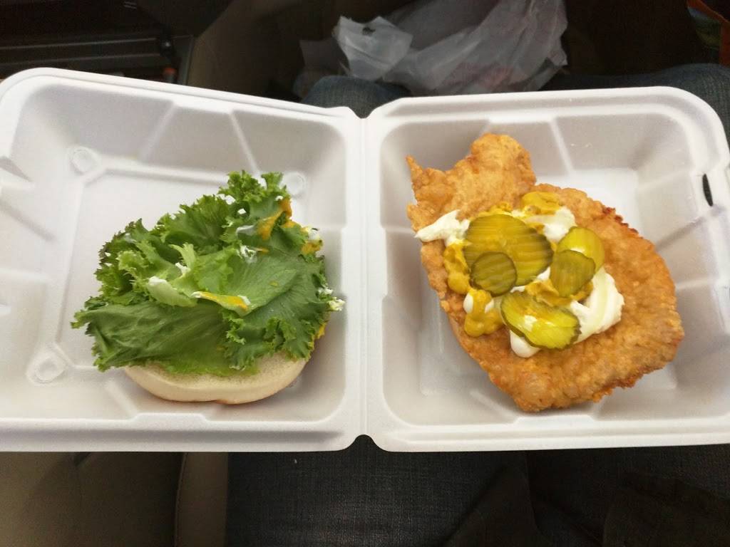 Gnaw Mart | restaurant | 4947 State Rd 46, Nashville, IN 47448, USA | 8129884116 OR +1 812-988-4116