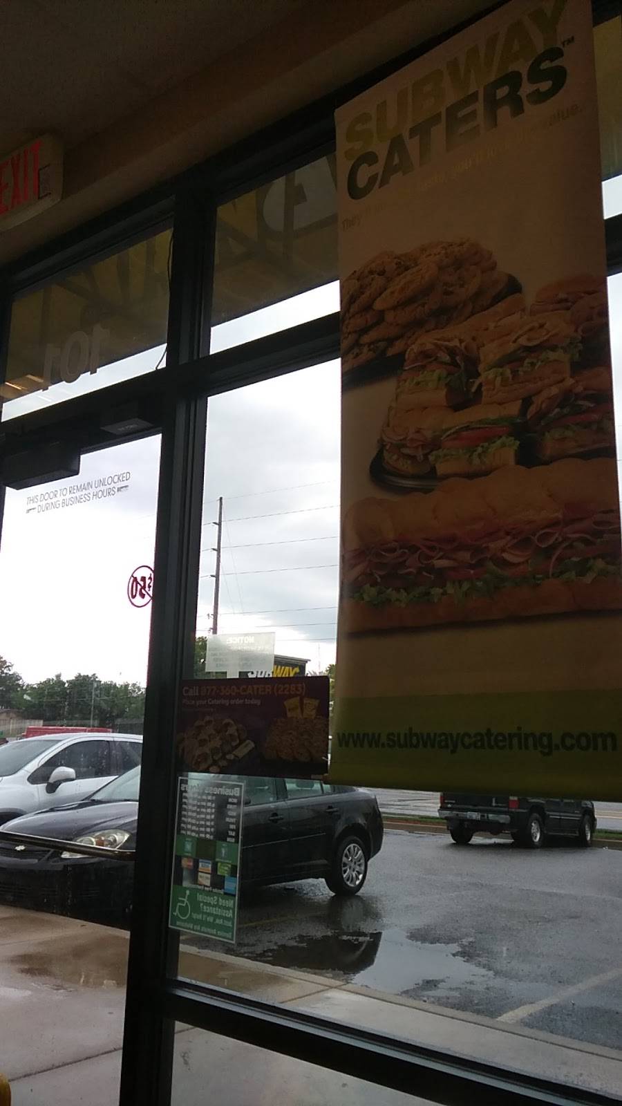 Subway | meal takeaway | 3301 E Harry St, Wichita, KS 67218, USA | 3166861769 OR +1 316-686-1769