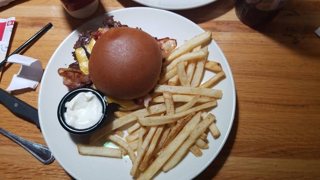 Applebees Grill + Bar | restaurant | 707 S Interstate 35 E, Denton, TX 76205, USA | 9405919353 OR +1 940-591-9353