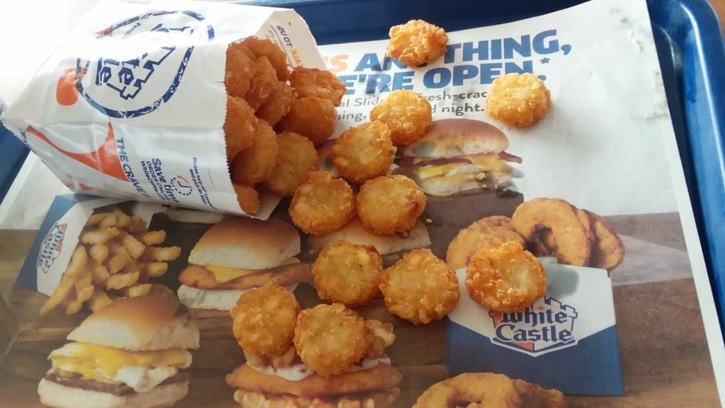 White Castle | restaurant | 8801 W Market Square Dr, Daleville, IN 47334, USA | 7653781179 OR +1 765-378-1179