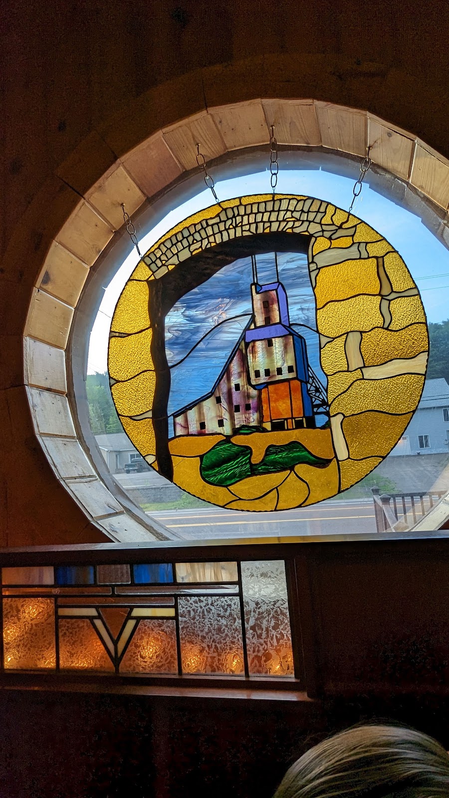 Quincys Restaurant & Lounge | restaurant | 48860 M-26, Dollar Bay, MI 49913, USA | 9064822118 OR +1 906-482-2118