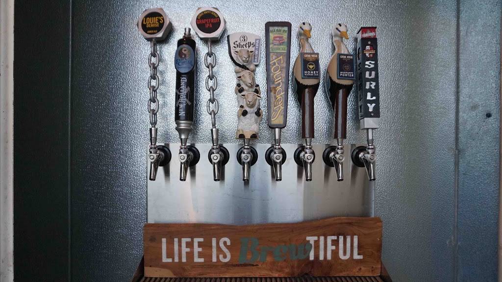 Ferchs Beachside Grille | restaurant | 2299 Grant Park Dr, South Milwaukee, WI 53172, USA | 4142157950 OR +1 414-215-7950