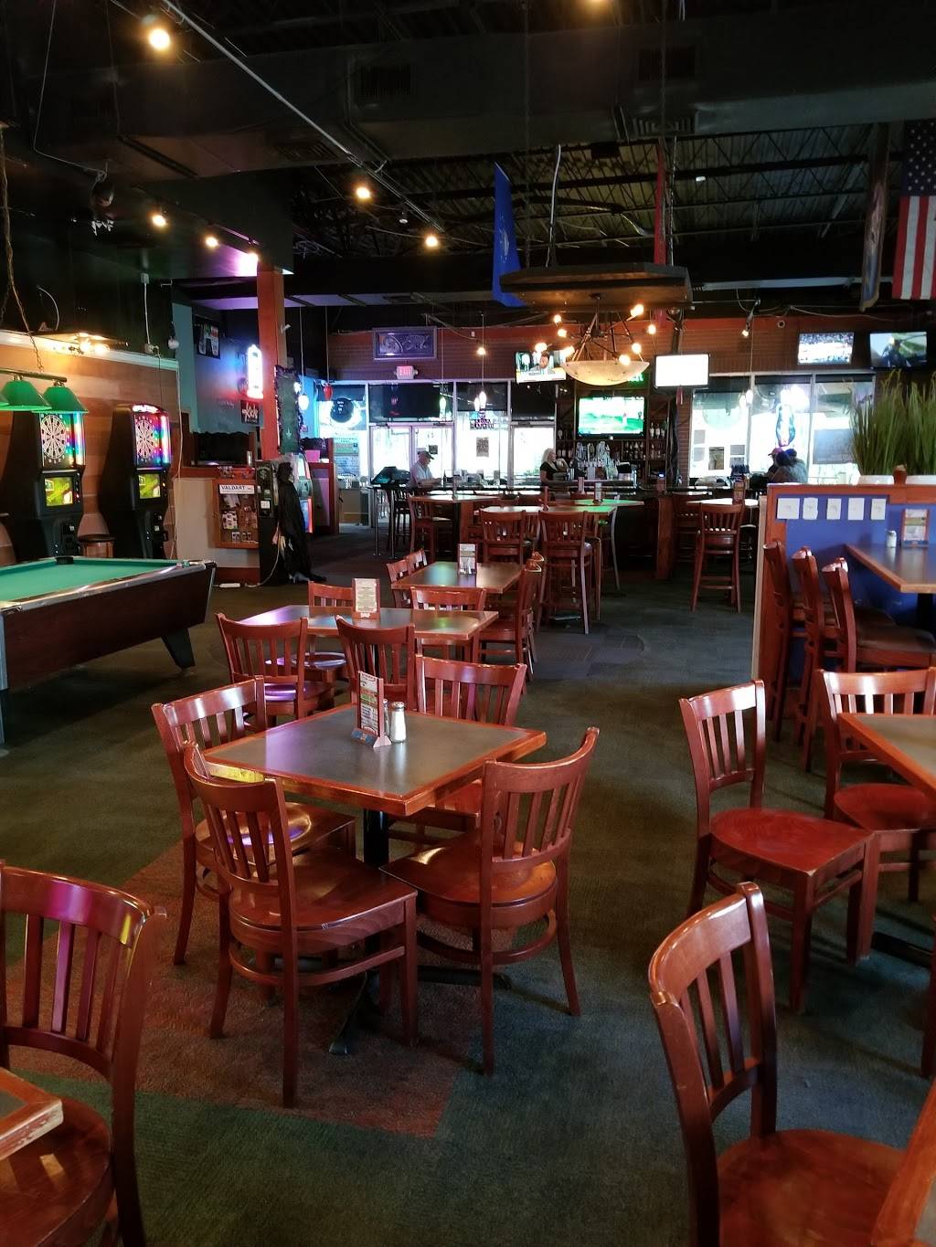 JF Kicks | restaurant | 3345 Lithia Pinecrest Rd, Valrico, FL 33596, USA | 8136437777 OR +1 813-643-7777