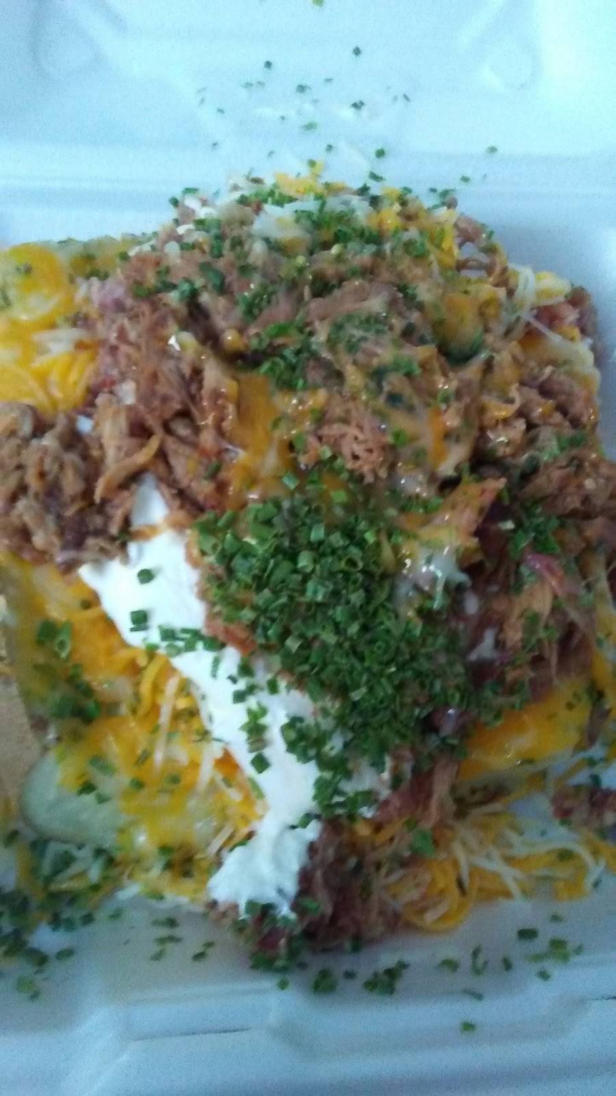 Outlaw Potato Shack | restaurant | 3160 W Ridge Rd, Rochester, NY 14626, USA | 5852276474 OR +1 585-227-6474