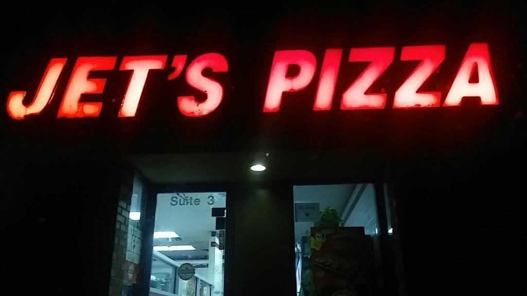 Jets Pizza | meal delivery | 1640 Haslett Rd, Haslett, MI 48840, USA | 5173399606 OR +1 517-339-9606