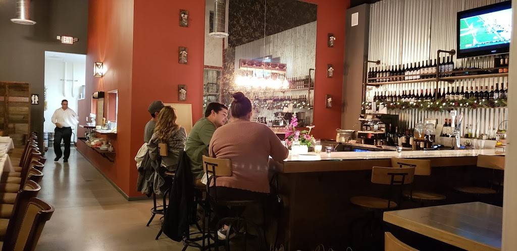 The Mad Rose | restaurant | 543 E Main St, Ventura, CA 93001, USA | 8056283913 OR +1 805-628-3913